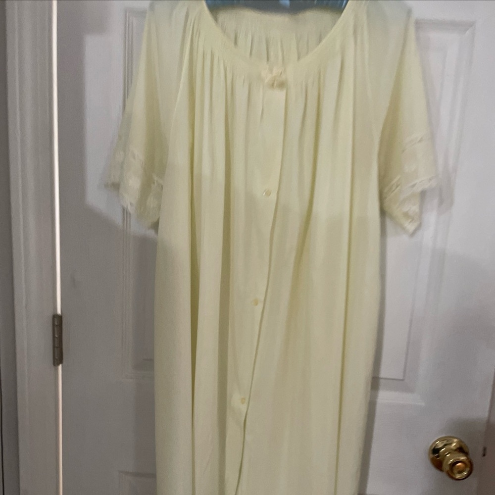 Women's Vintage Lorraine Nightgown light yellow cotton